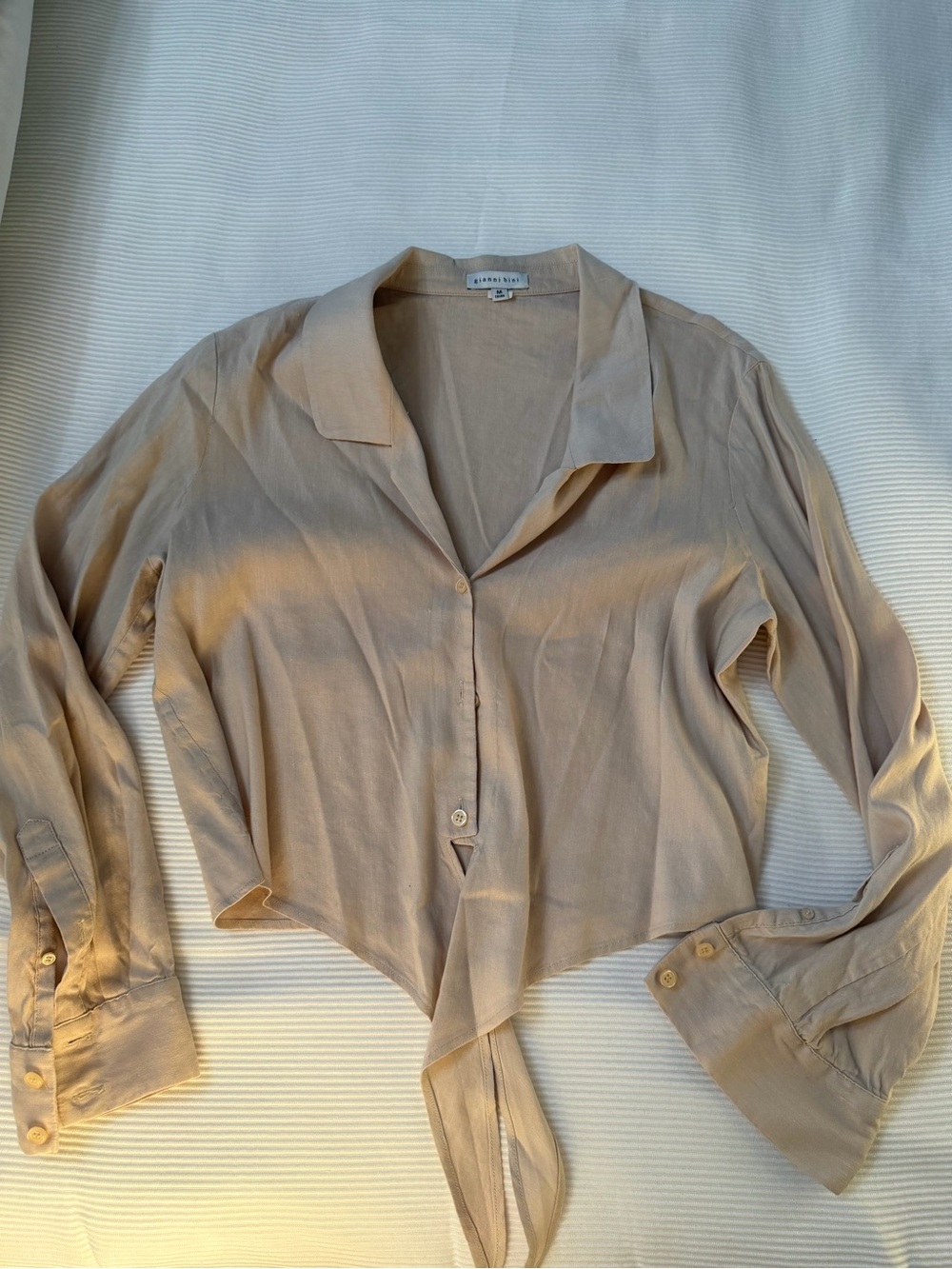 Gianni Bini tan linen Tie-Front Button Shirt
